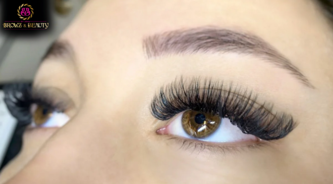 Strange Reasons Why Your Eyelash Extention is Not Lasting Long
